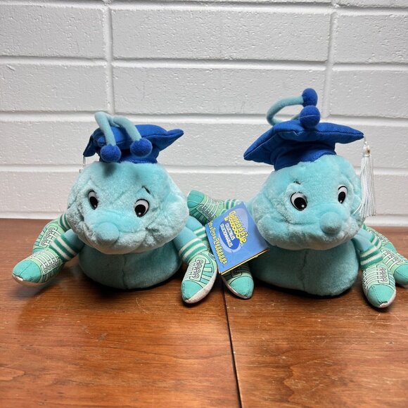 Lots-a-Lots-a-Leggggggs Legs GRADUATION SLIPPERS New With TAGS! Leggggggie - Picture 1 of 10